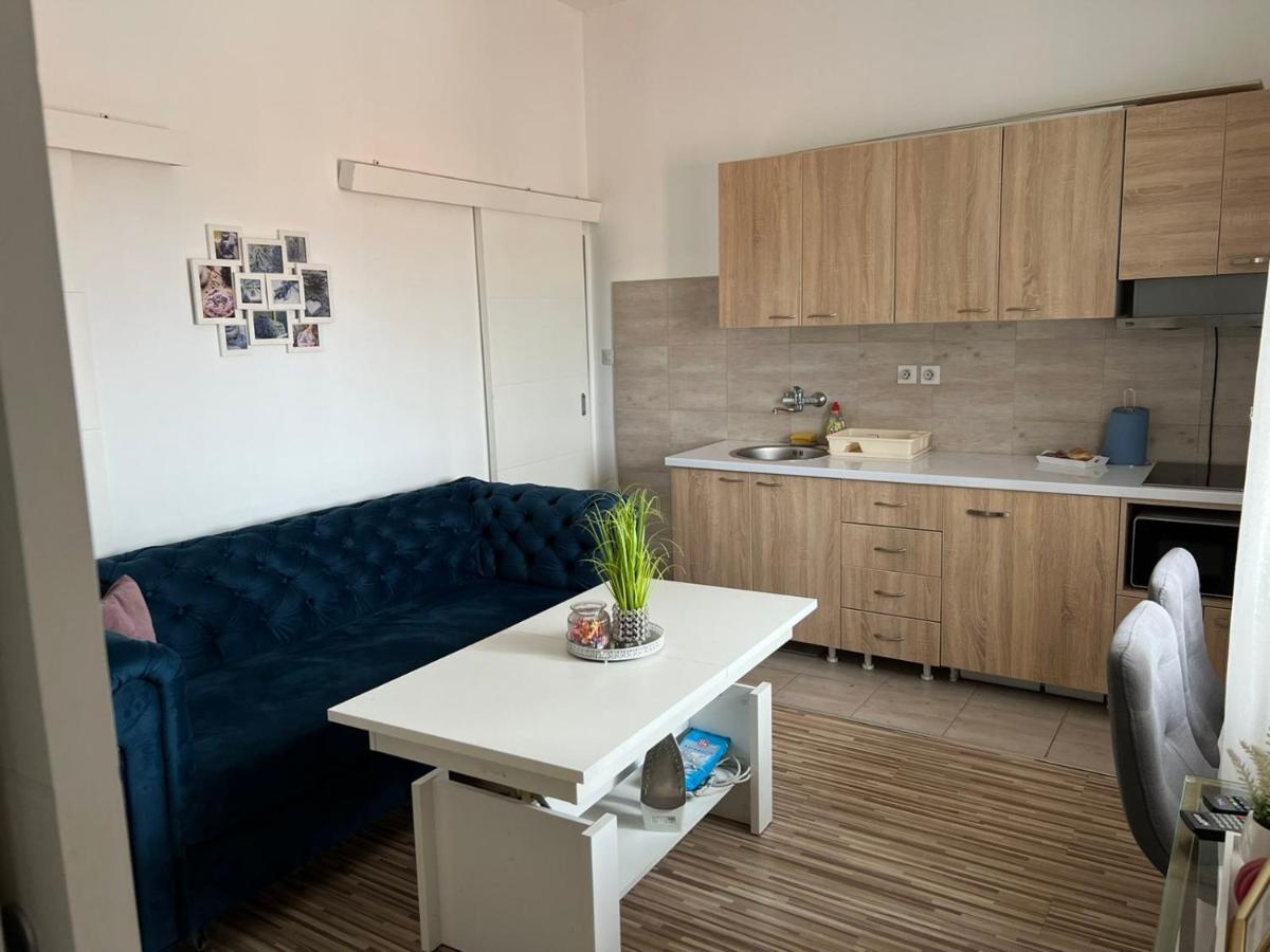 Apartmán Apartman Emova Pula Exteriér fotografie