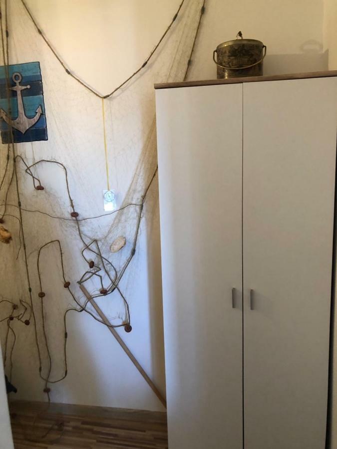 Apartmán Apartman Emova Pula Exteriér fotografie